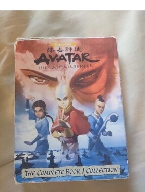 Avatar - Illustrated Book Hardcover & DVDs Combo/Bundle
